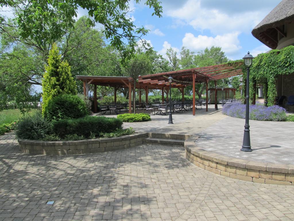 Penzion Eko Park Piestany Exterior foto