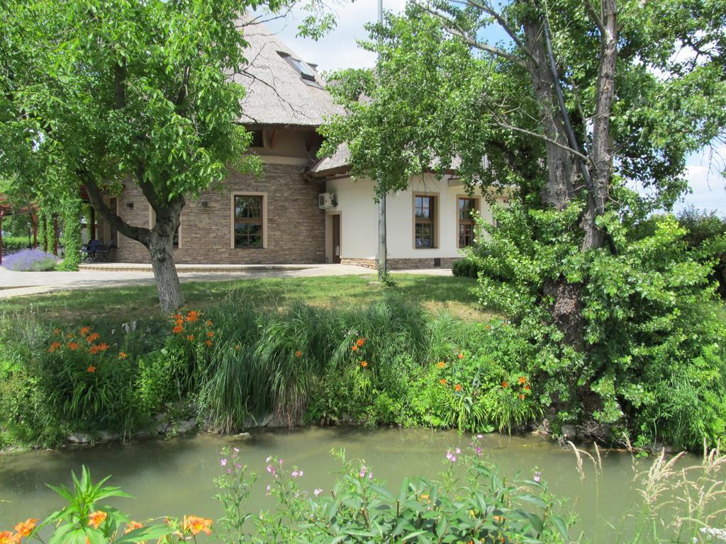 Penzion Eko Park Piestany Exterior foto