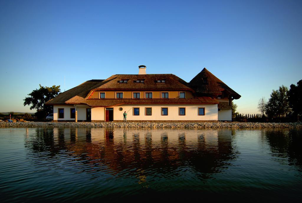 Penzion Eko Park Piestany Exterior foto